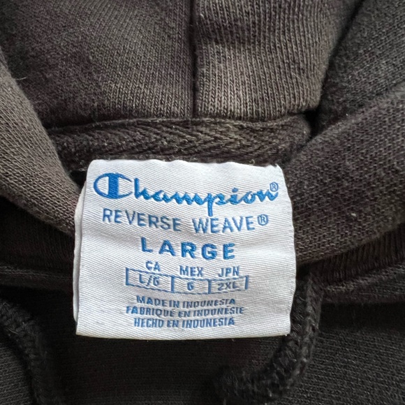 Reverse weave black champion hoodie - Picture 2 of 2